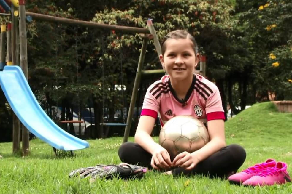 Por una niña arquera, el Pony Fútbol generó todo un debate de equidad de género
