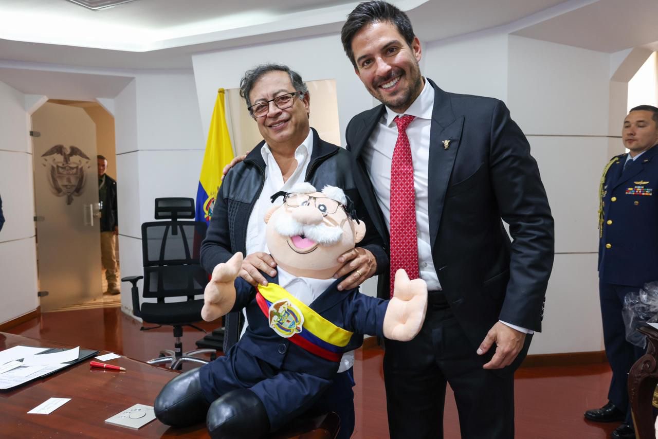 El modelo mexicano de farmacias con médicos que aterrizará en Colombia