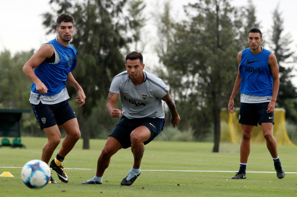 Cardona y Barrios, envueltos en escándalo en Argentina