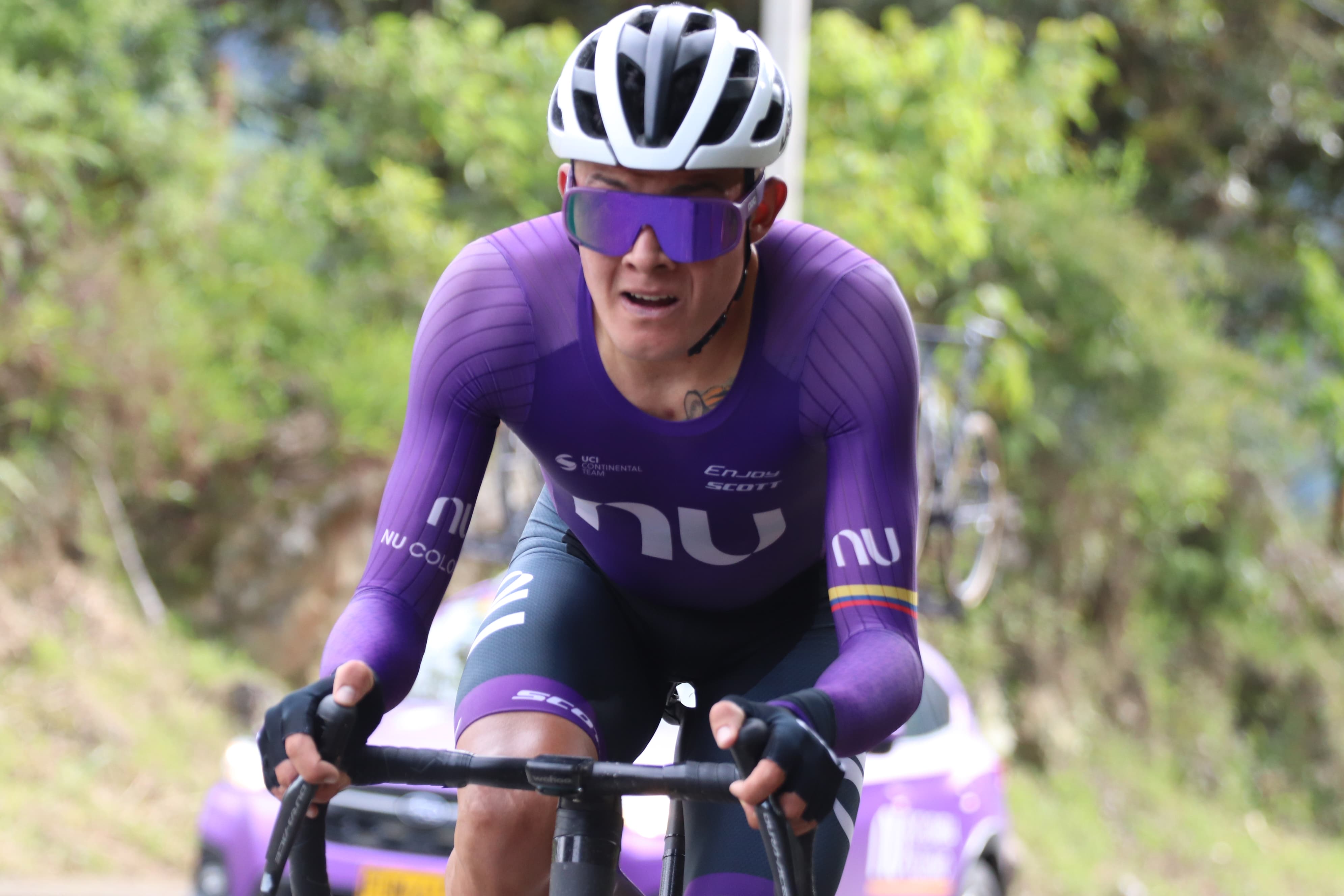 Rodrigo Contreras se impuso en el prólogo de la Vuelta a Colombia 2024