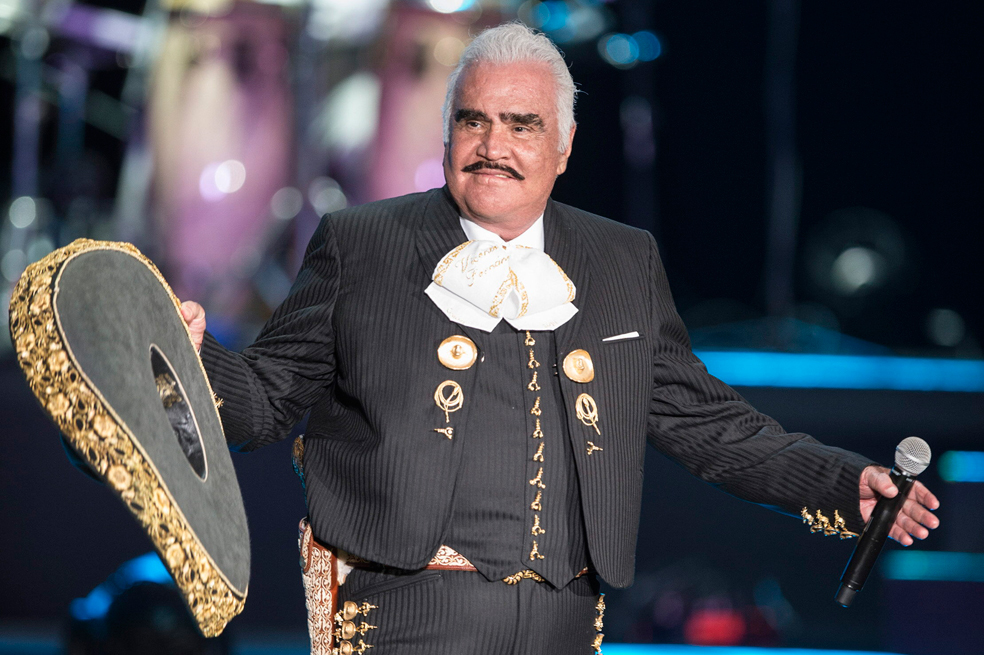 Nueva despedida de Vicente Fernández