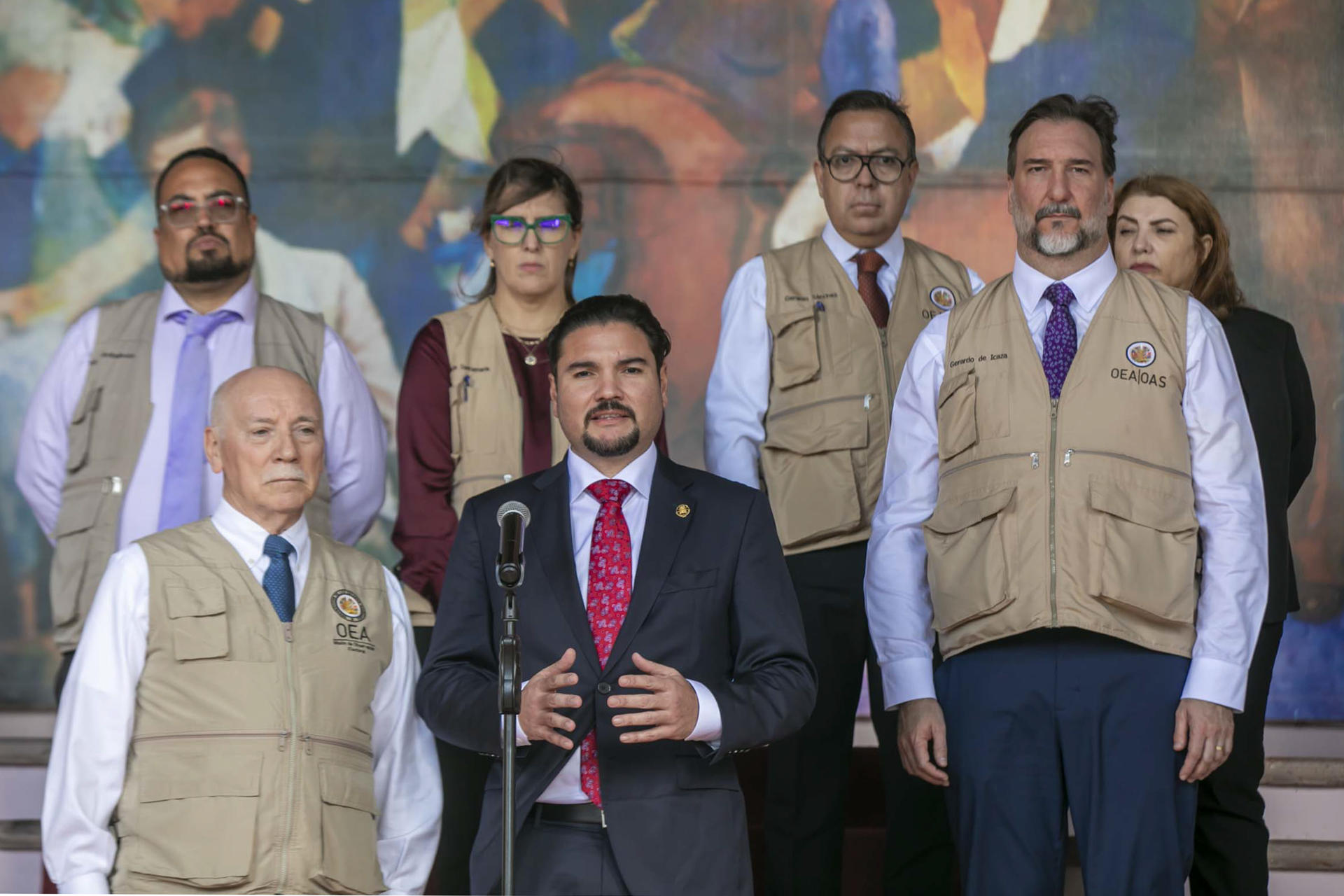 Pobreza, corrupción y estado de emergencia: los desafíos del próximo presidente de Honduras