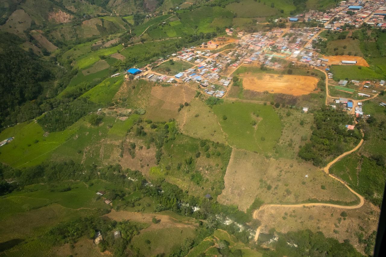 Internet satelital y fibra óptica llegan a El Plateado, gracias al Ministerio TIC