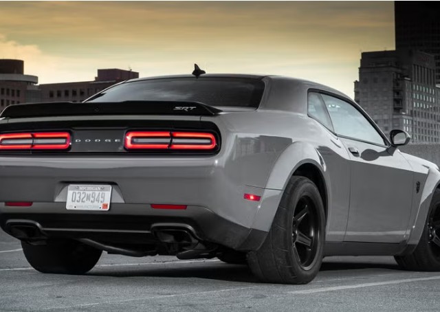 Dodge Challenger SRT Demon