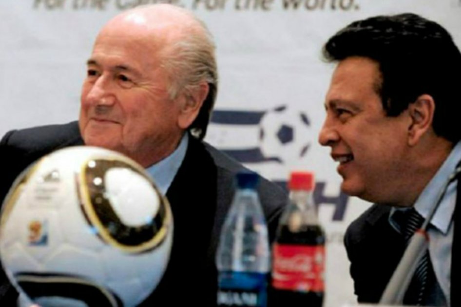 Expresidente de Honduras dice que el martes dará detalles de su situación en el FIFAGate