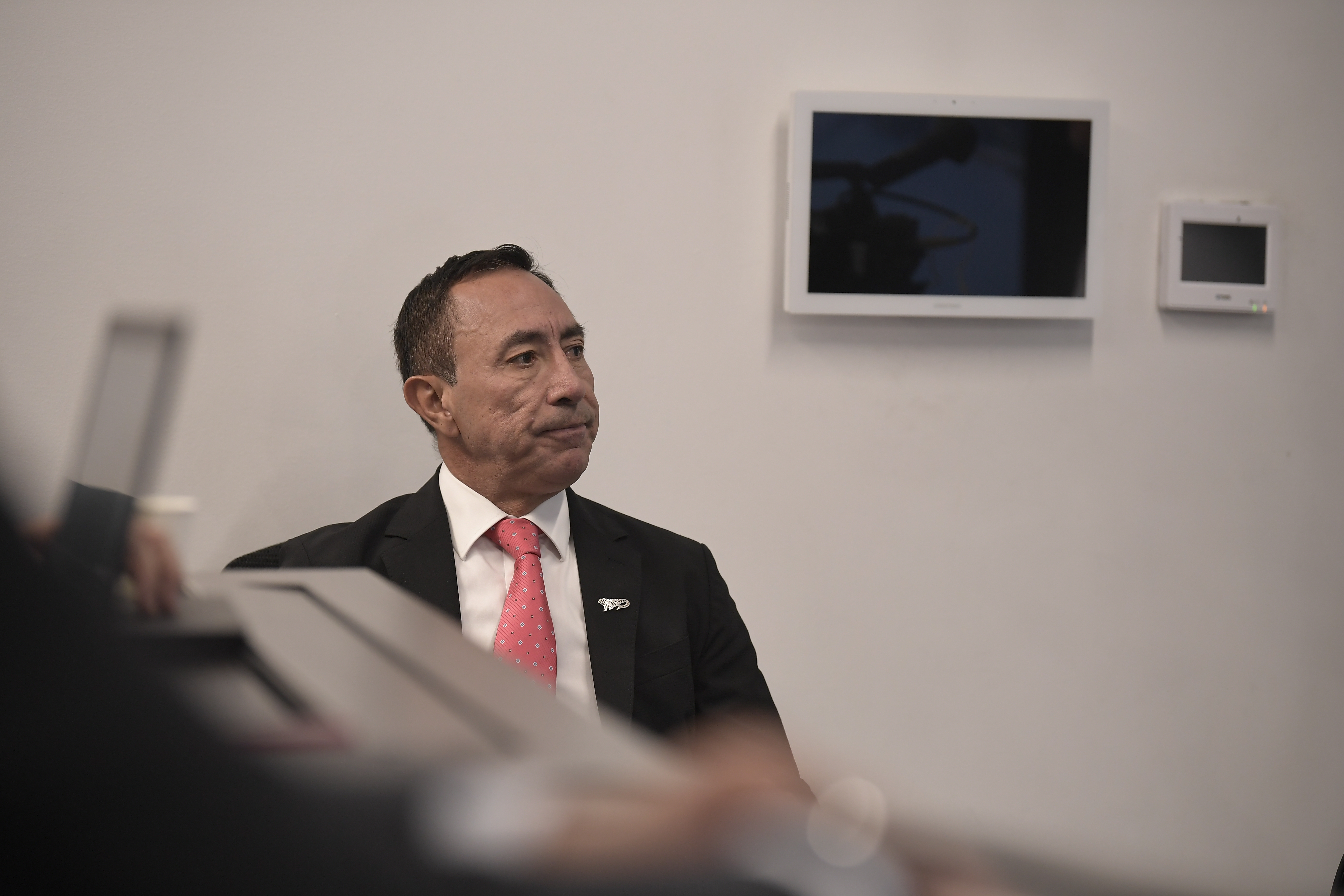 Presidente de Ecopetrol, en rueda de prensa anunciando que desarrollará un proyecto de regasificación en su terminal marítimo de Coveñas, con el objetivo de importar gas natural licuado y revertir la creciente escasez de este combustible en el país.