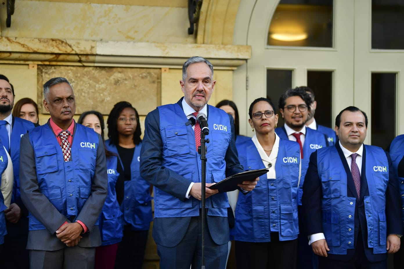 Petrismo y oposición buscan que CIDH valide sus posturas en medio de dura puja política