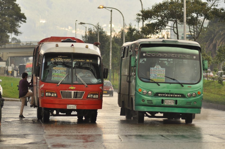 800 personas han sido atracadas en buses de servicio público en 2013