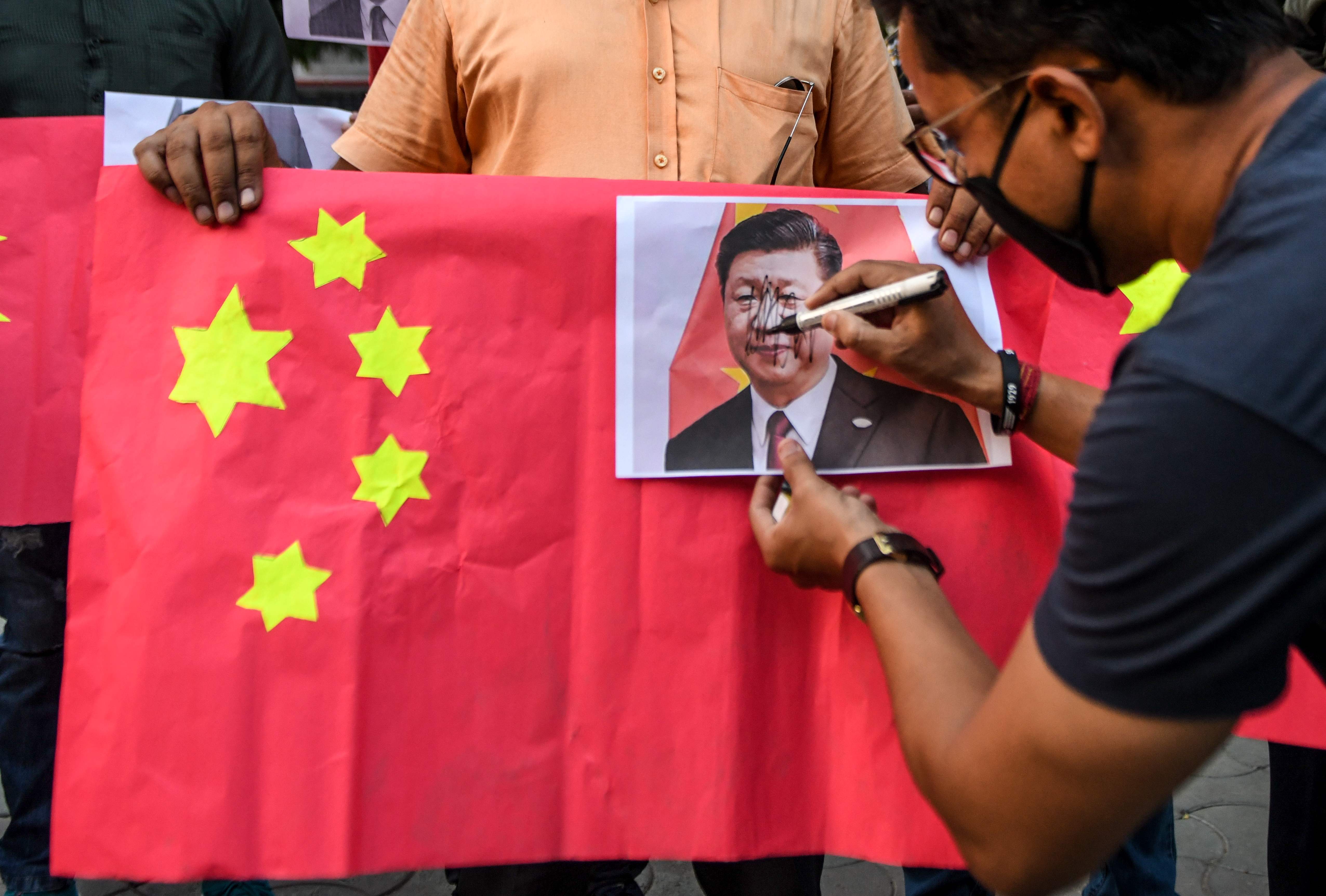 India y China se debaten entre la paz y la confrontación