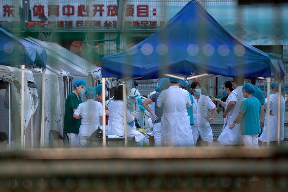 Pekín aumenta el nivel de emergencia por rebrote de coronavirus