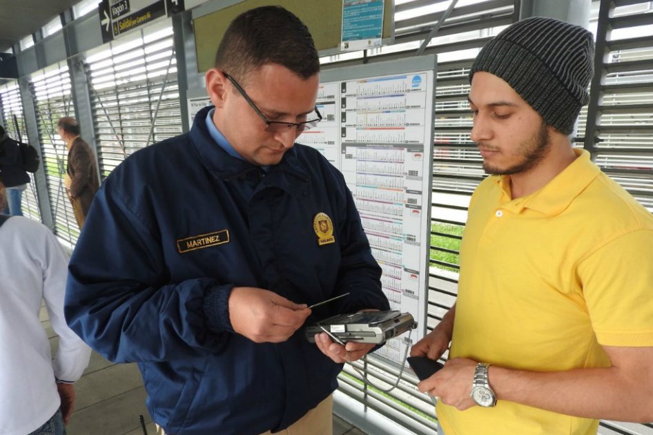 Transmilenio comenzará a usar “detectores de colados”