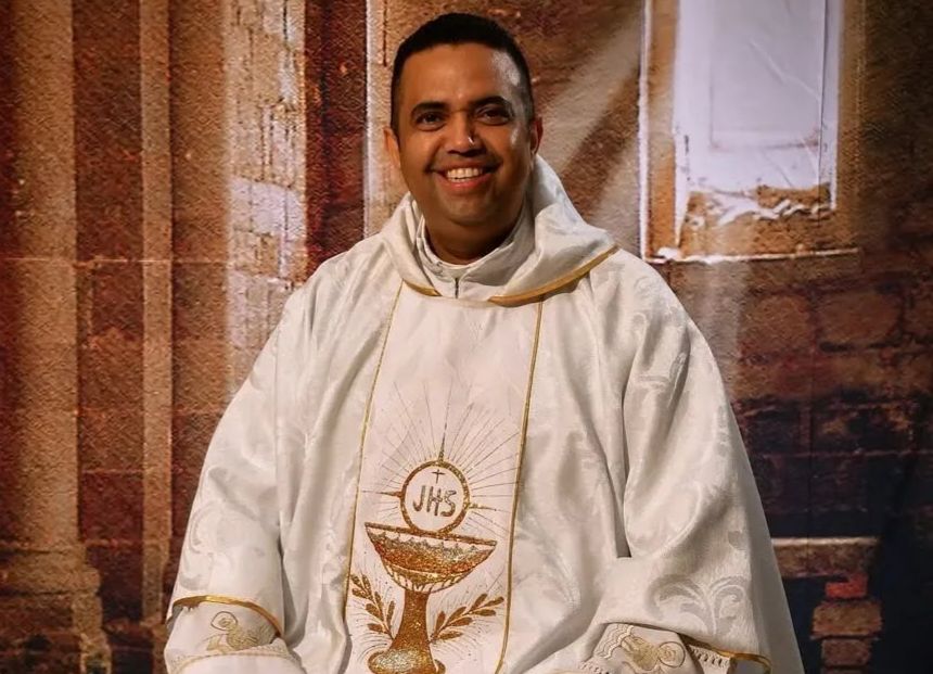 Murió el sacerdote Edwar Utria, quien atendía casos de ocultismo en Barranquilla