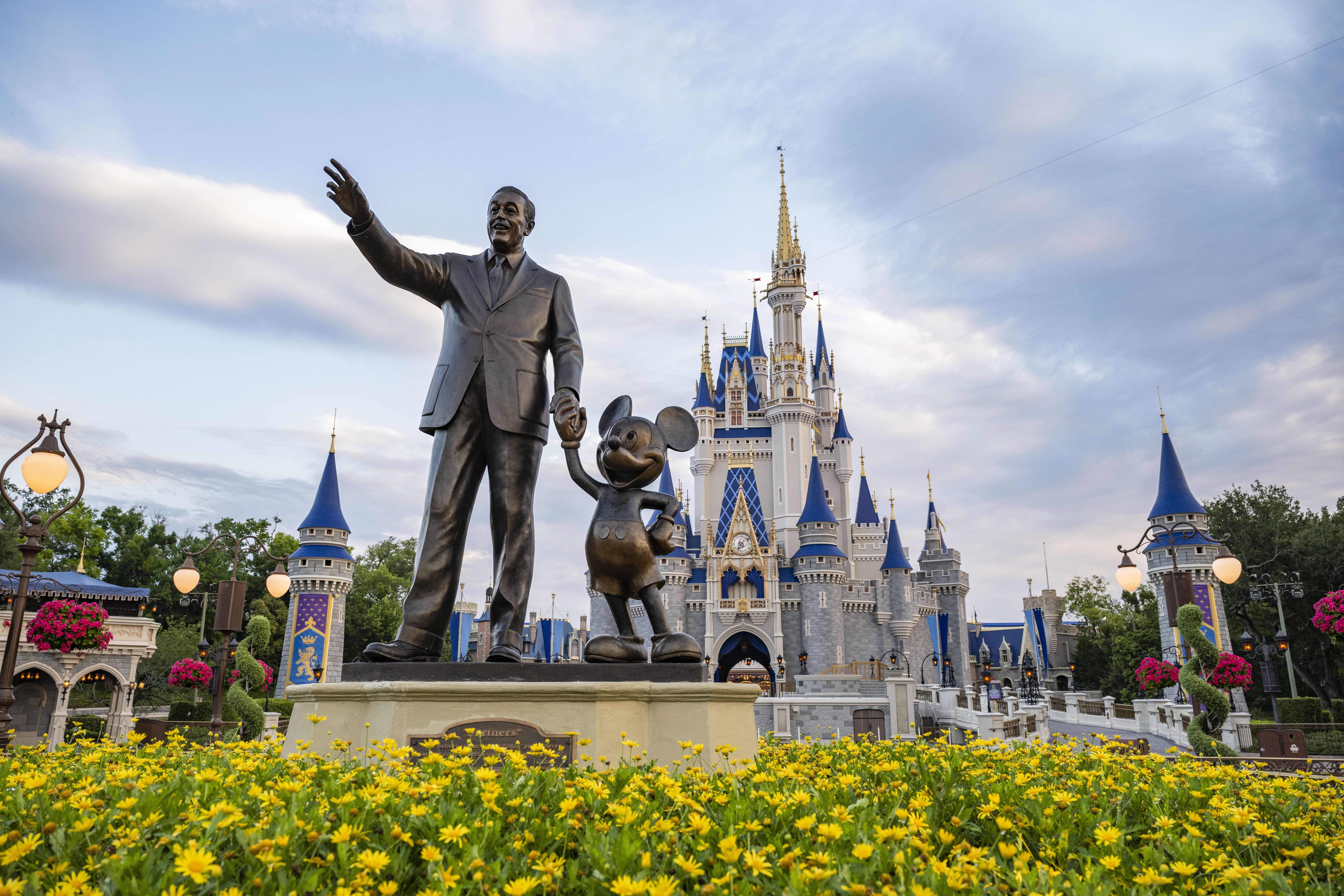 Las novedades incluyen el cambio de imagen del icónico Castillo de Cenicienta en Magic Kingdom.