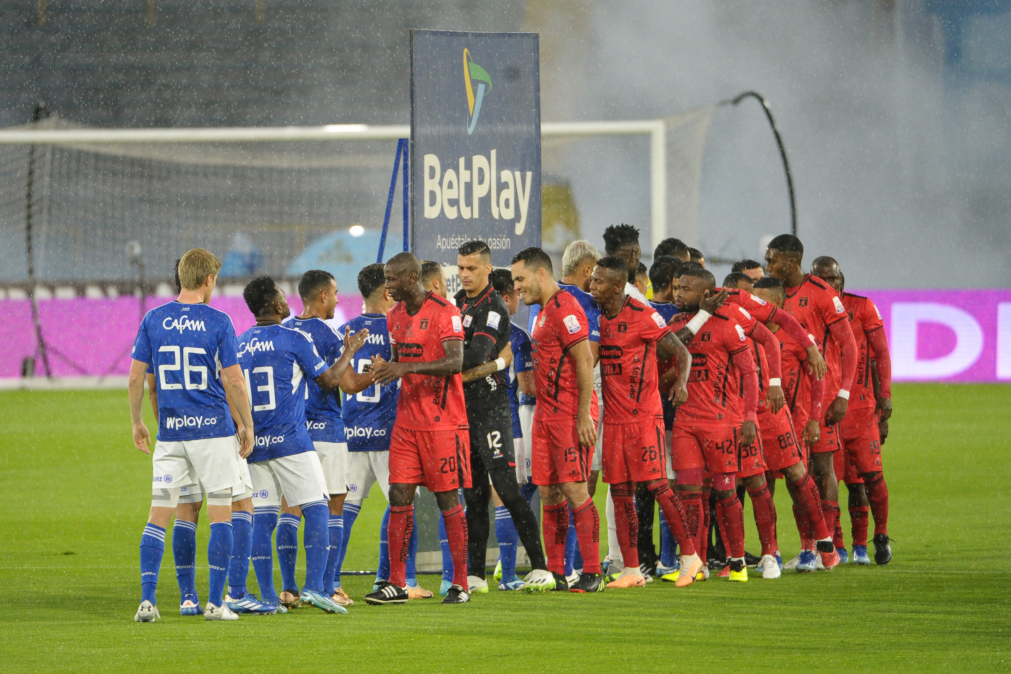 Partido entre Millonarios y el América de Cali por los cuadrangulares finales de la Liga Betplay Dimayor 2