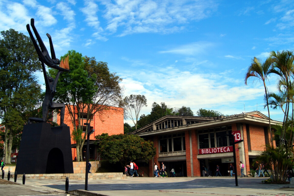 Universidad de Medellín ofrece computadores e internet a sus estudiantes desconectados