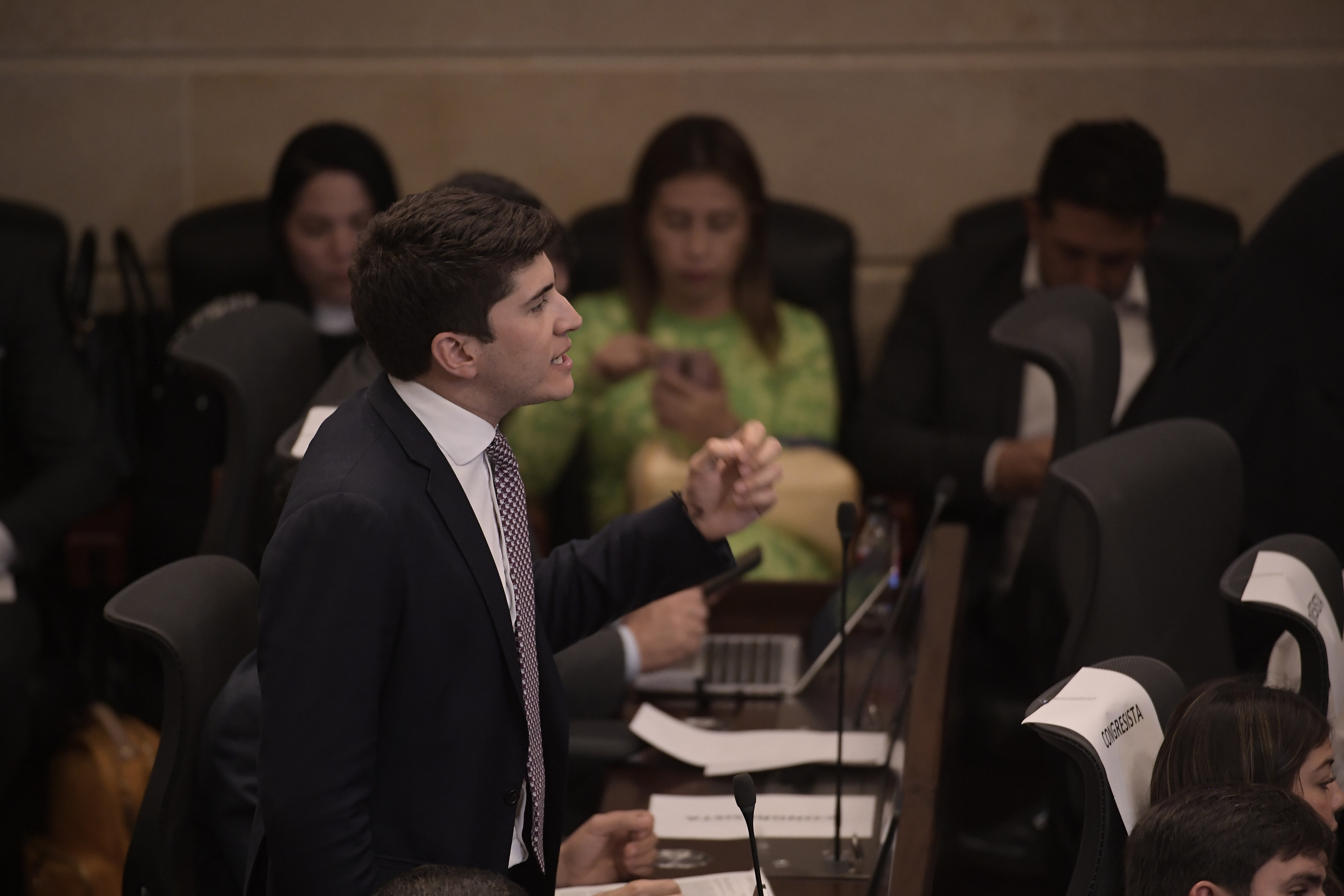 Así fue el agarrón en la Cámara por el debate de las tarifas de energía en el Caribe