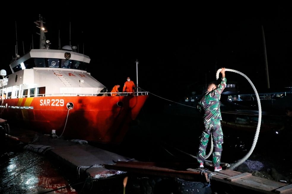 El submarino que desapareció en Indonesia solo tiene 72 horas de capacidad de oxígeno