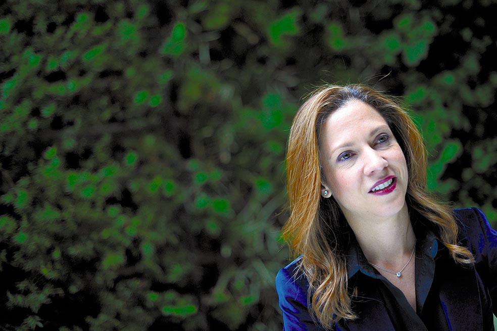 Desde que asumió la dirección de Proexport, en 2010, el trabajo de María Claudia Lacouture ha permitido que 3.280 empresarios vendan sus productos en 127 mercados del   mundo. / Óscar Pérez