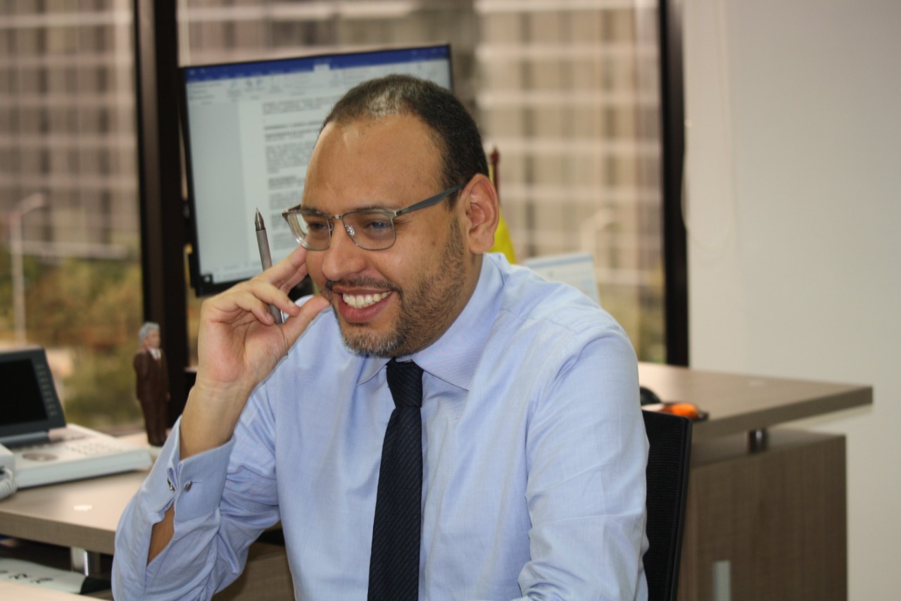 Presidente Petro le acepta la renuncia al ministro de las TIC