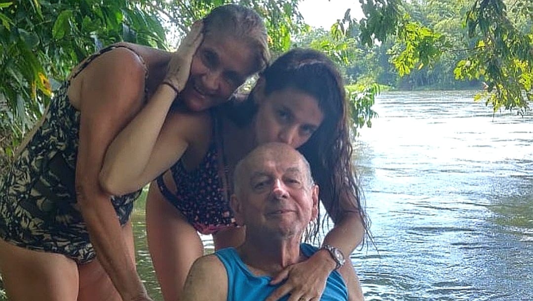 Maleja Restrepo con sus padres, doña Nelly Tafur y don Ramiro Restrepo.