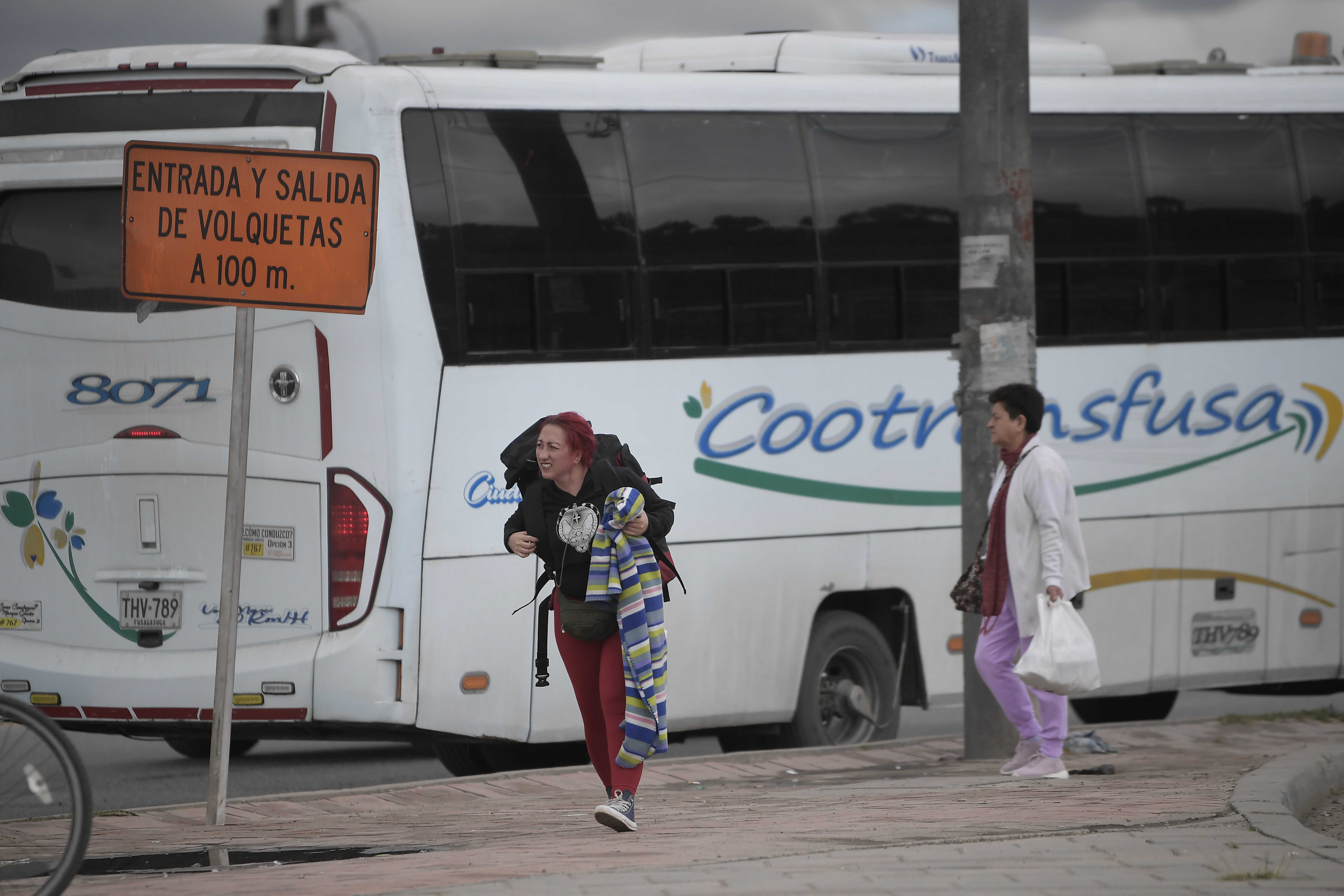 Autoridades recomiendan evitar la autopista Sur durante este puente festivo