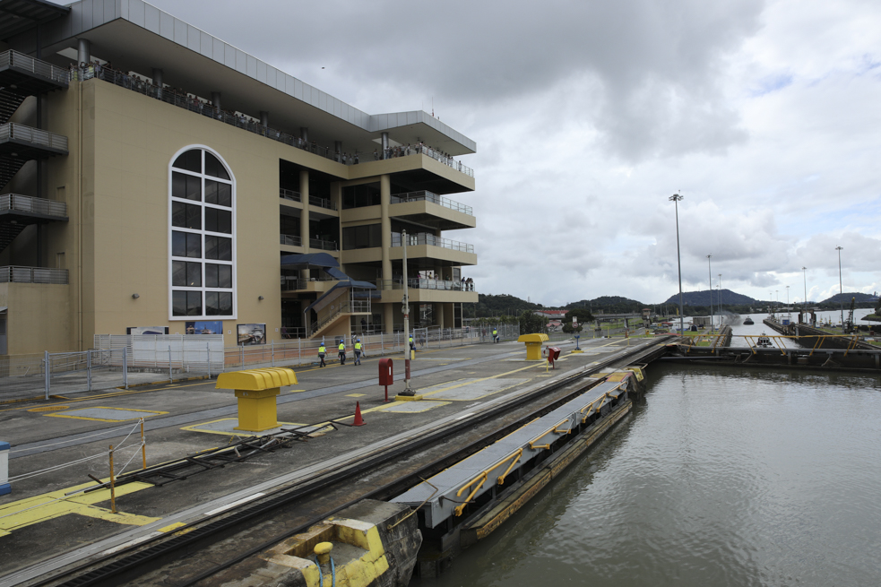 Canal de Panamá aumentará tránsito de buques por incremento de lluvias