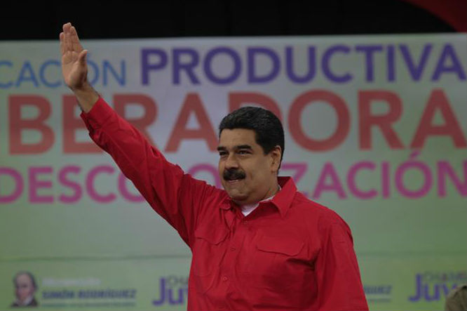 Nicolás Maduro dice estar «a la orden» para ser reelegido