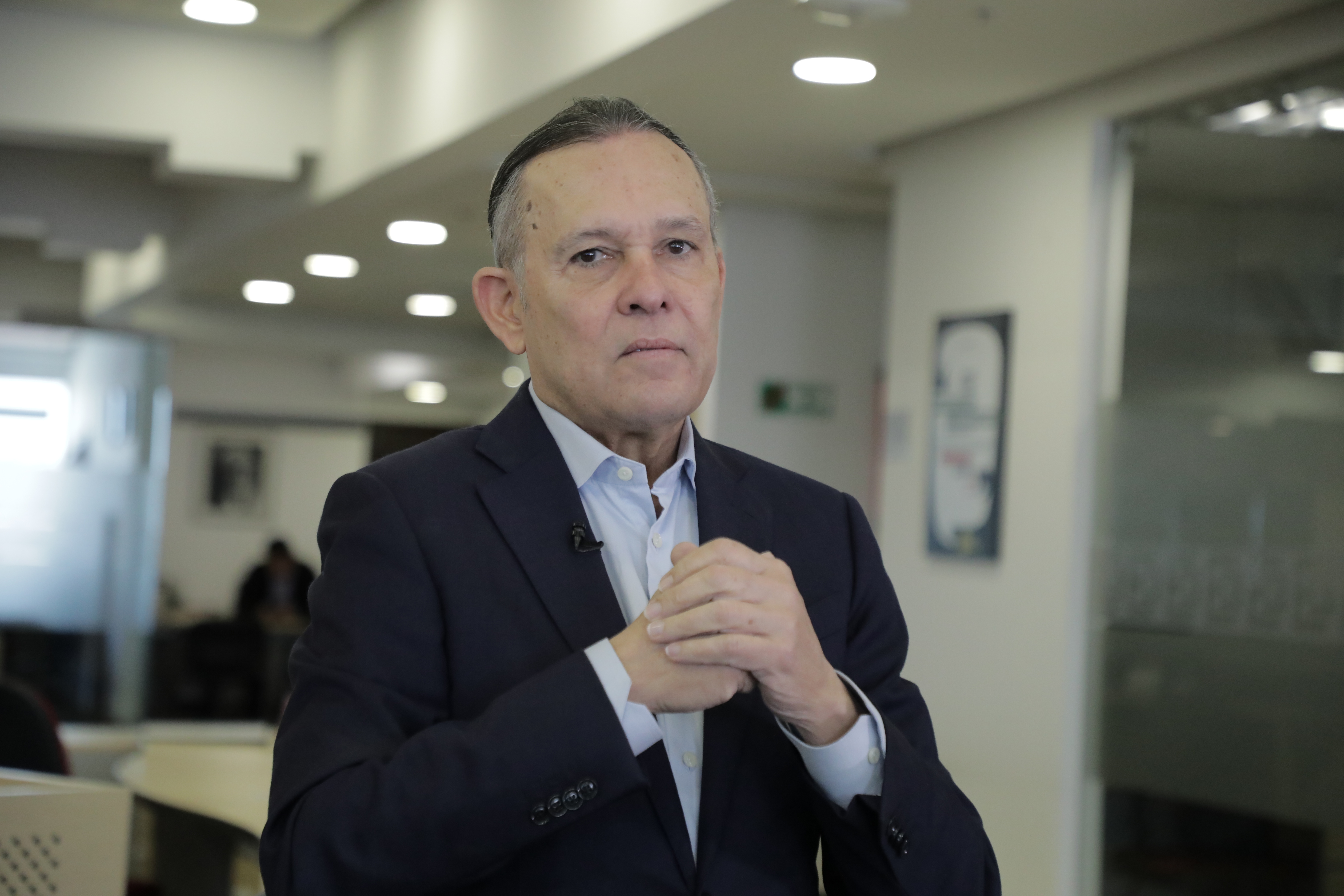 “Yo no estoy posando de candidato presidencial, no lo tengo en el panorama”: Cepeda