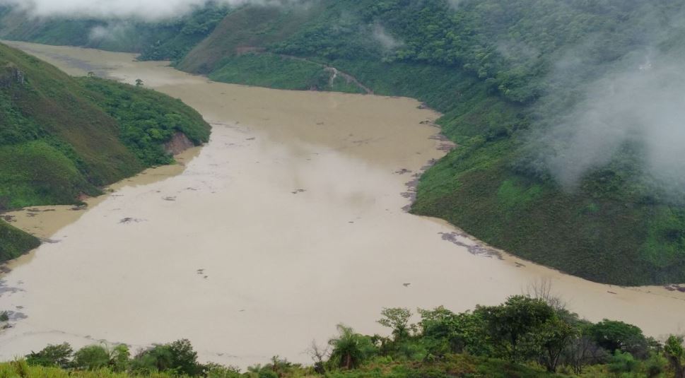 Al menos 600 personas fueron evacuadas por creciente del río Cauca en Antioquia