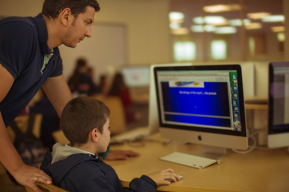 El Colegio Rochester se prepara para recibir distinción de Apple