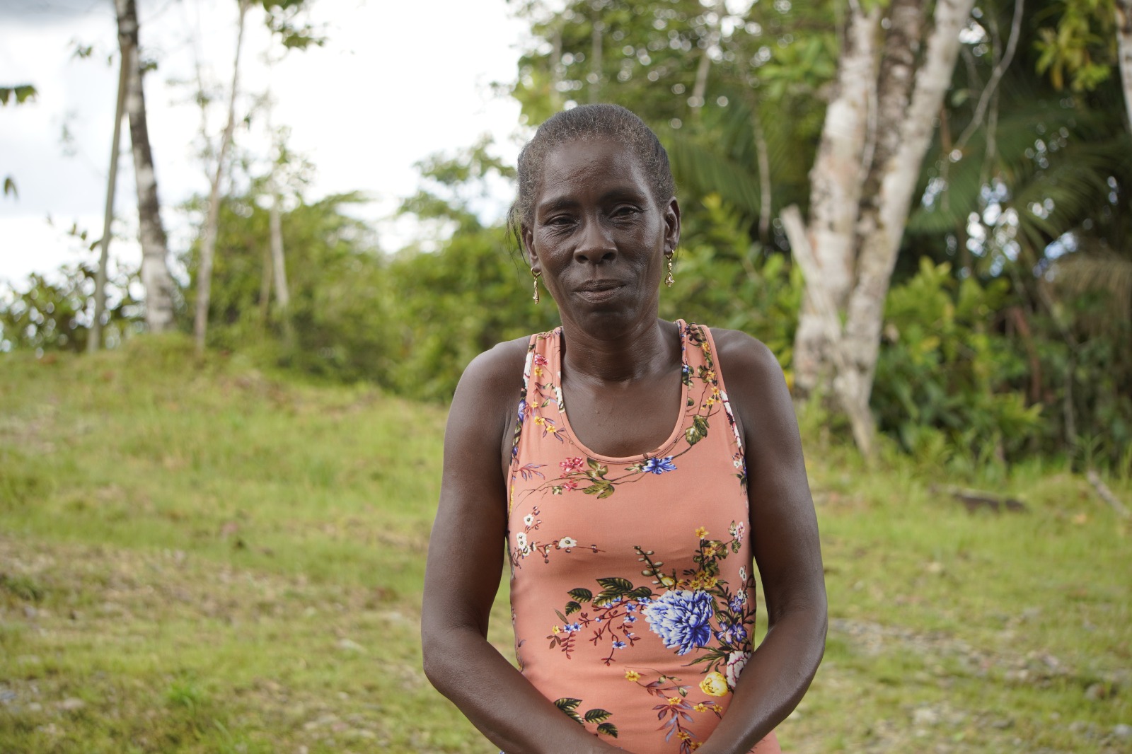 Nimia es una de las mujeres del Bajo Calima que participó en el ensayo del árbol aceite maría.