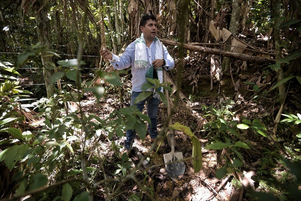 Geovanny Gómez Criales continúa en la búsqueda de su tío quien fue desaparecido, según cree su familia, por la exguerrilla de las Farc.