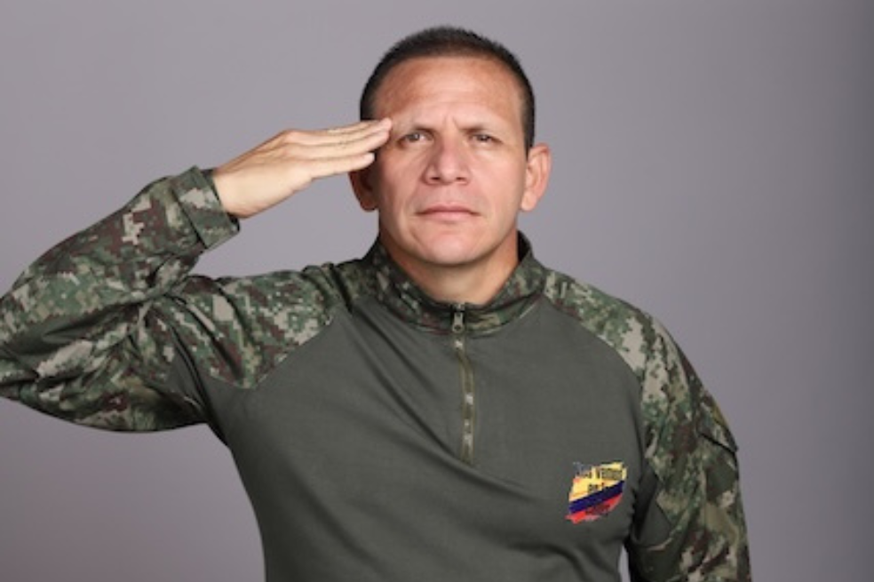 Radican reforma constitucional para permitir el “voto militar”: estos son los antecedentes