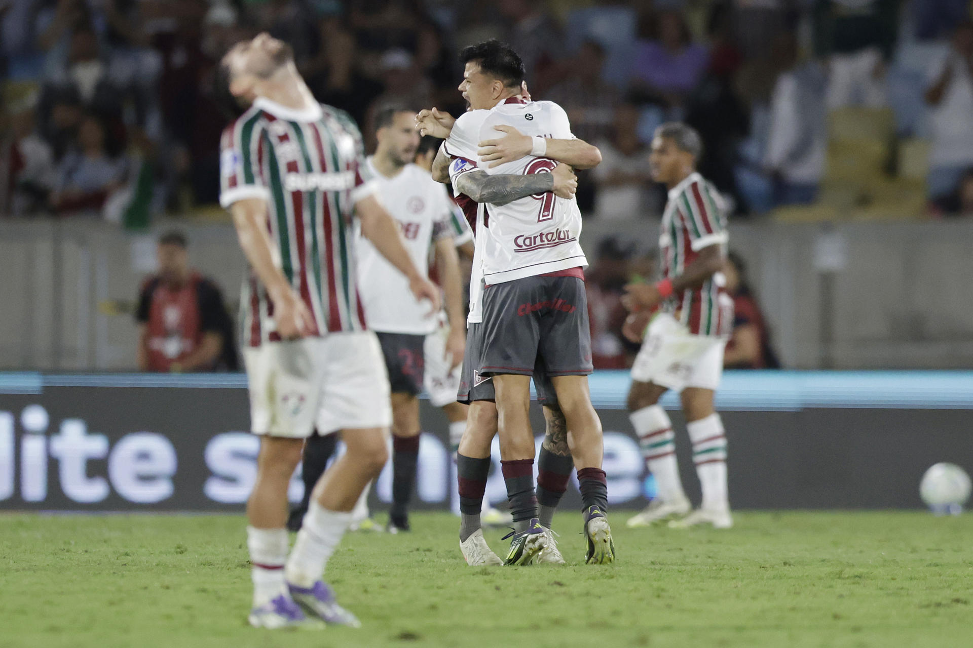 Sudamericana: incidentes en el Maracaná empañaron la clasificación de Lanús