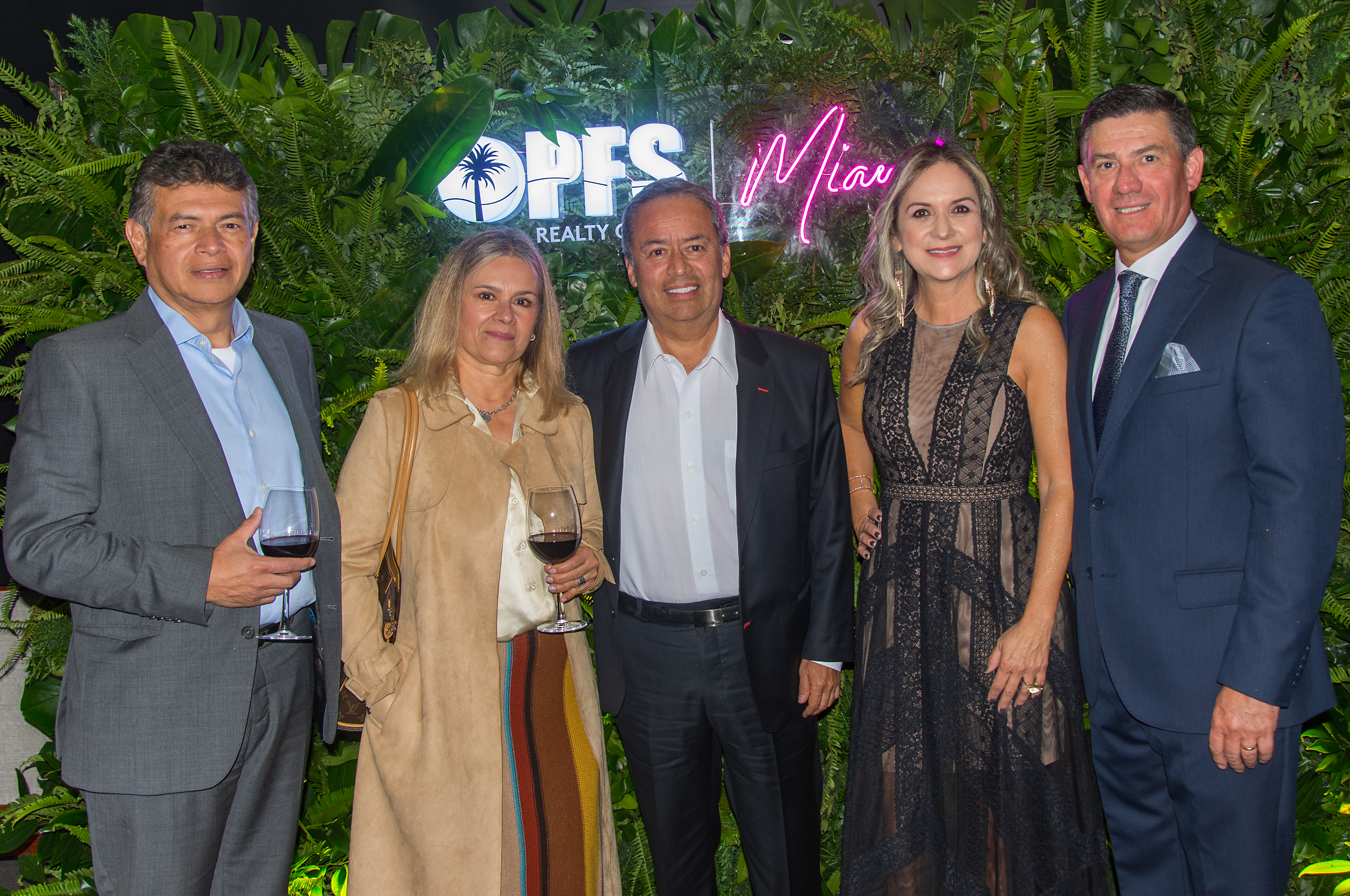 Clientes PFS con Patricia Gómez y Gustavo Gálvez.