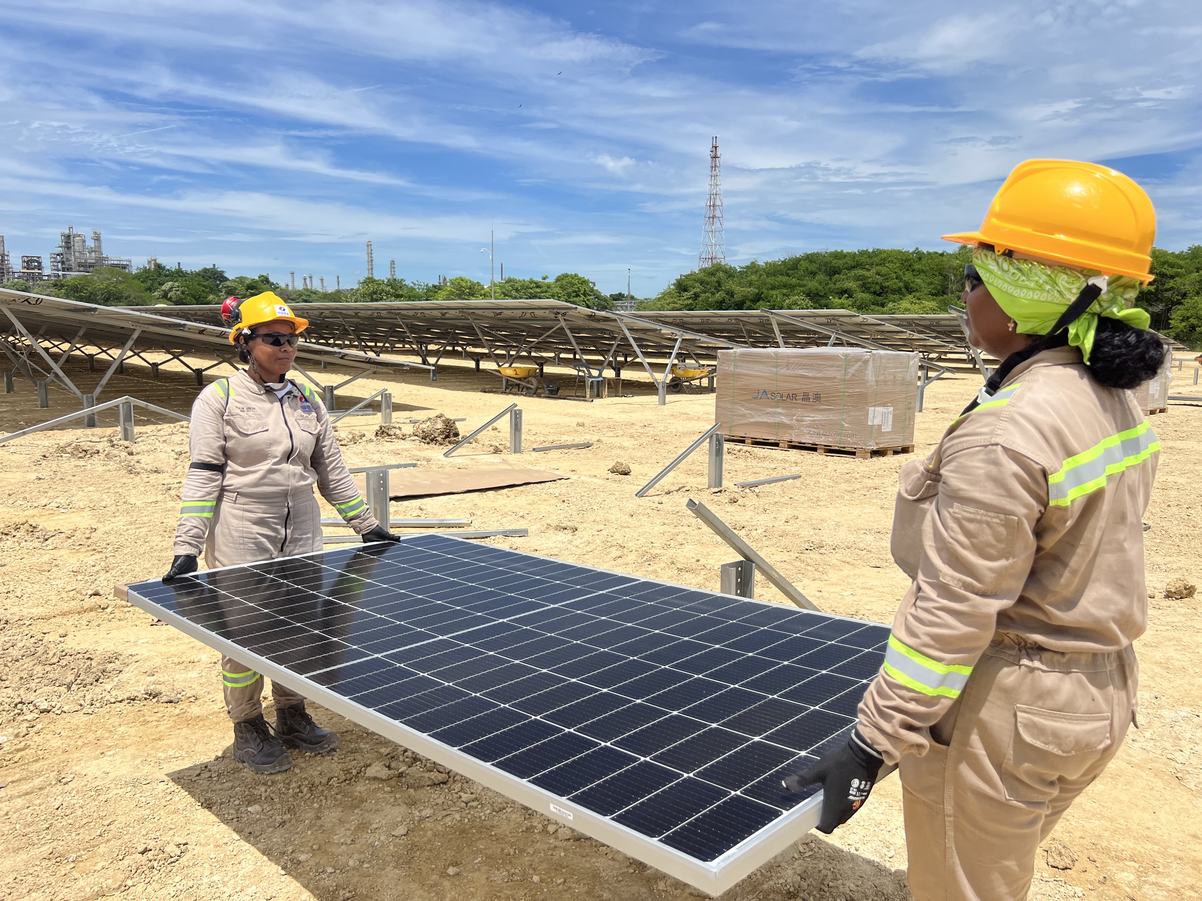 Colombia Solar se expande para aliviar las facturas de energía en 1.000 negocios