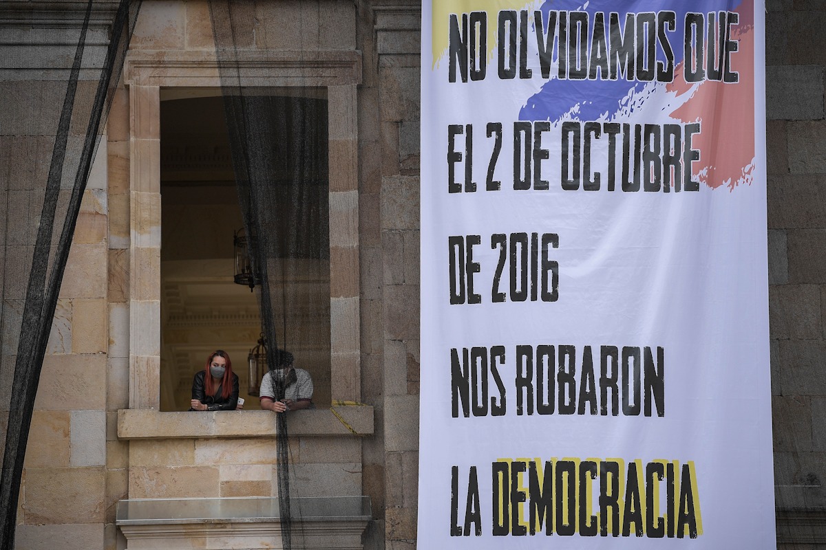 Uribismo exige a excombatientes de Farc “reconocimiento de todos los hechos violentos”