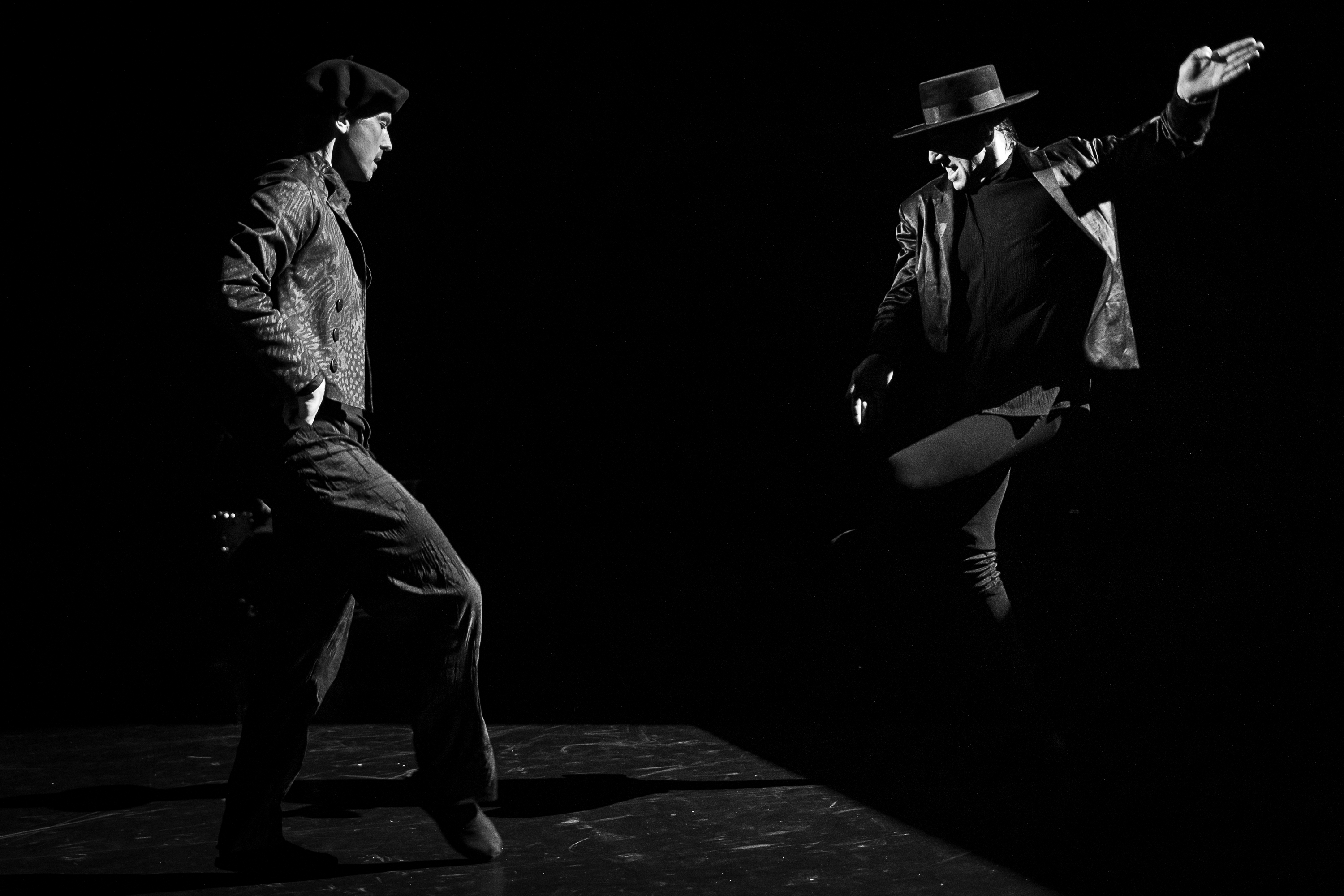 Coreografía: Andrés Marín, Jon Maya Sein y Sharon Fridman - Ventana Vasca