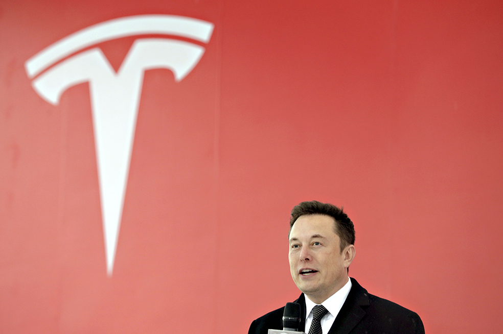 Tesla anuncia una reducción del 7 % de su personal