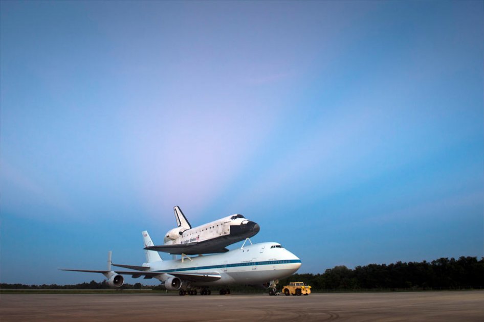 Transbordador Endeavour emprendió su último viaje