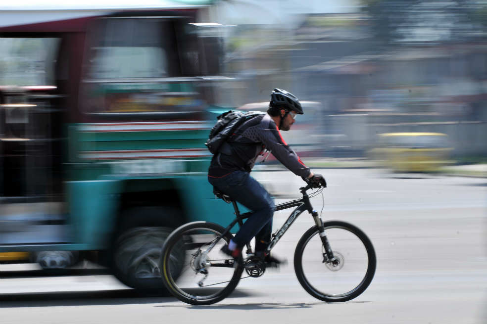 Amenaza urbana a ciclistas y peatones