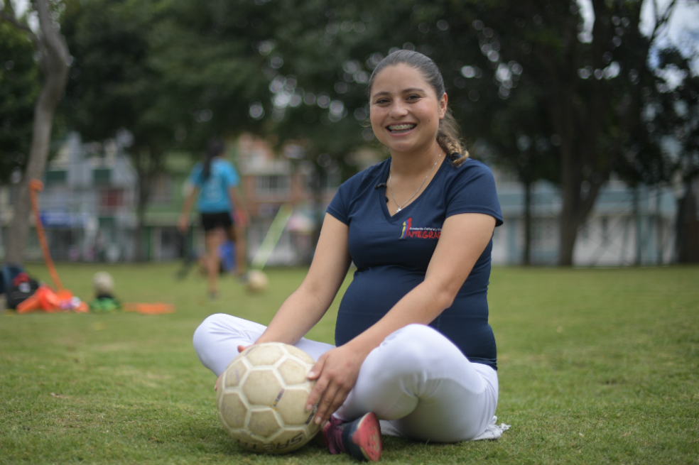  A Zulay León, fundadora de Integrarte, le diagnosticaron leucemia a los 20 años.  / Fotos: Cristian Garavito - El Espectador
