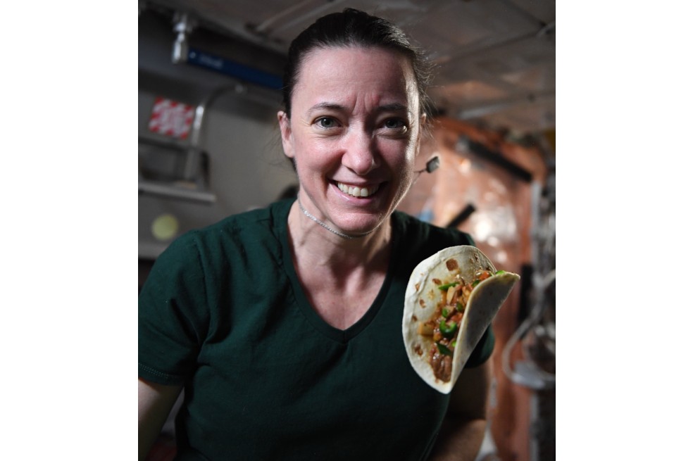 Megan McArthur, integrante de la tripulación, fue la encargada de hacer los tacos.