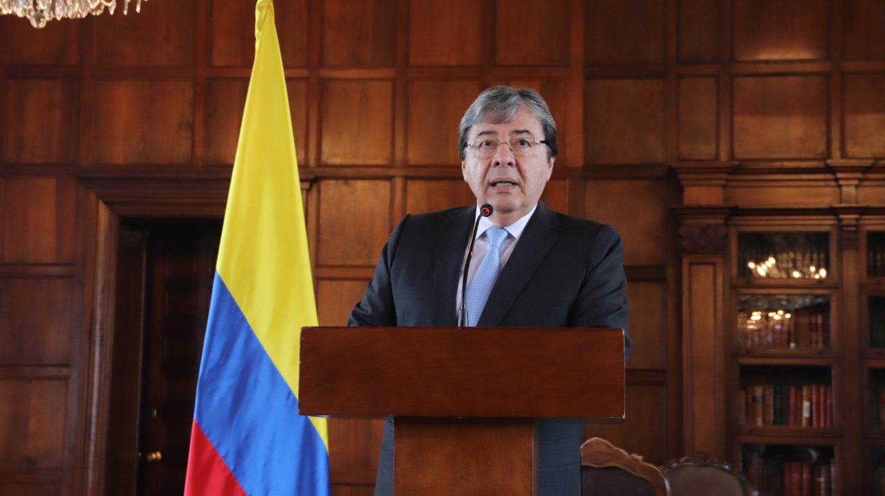 “La relación de Colombia con EE.UU. no es de temor ni complicidad”: canciller Trujillo