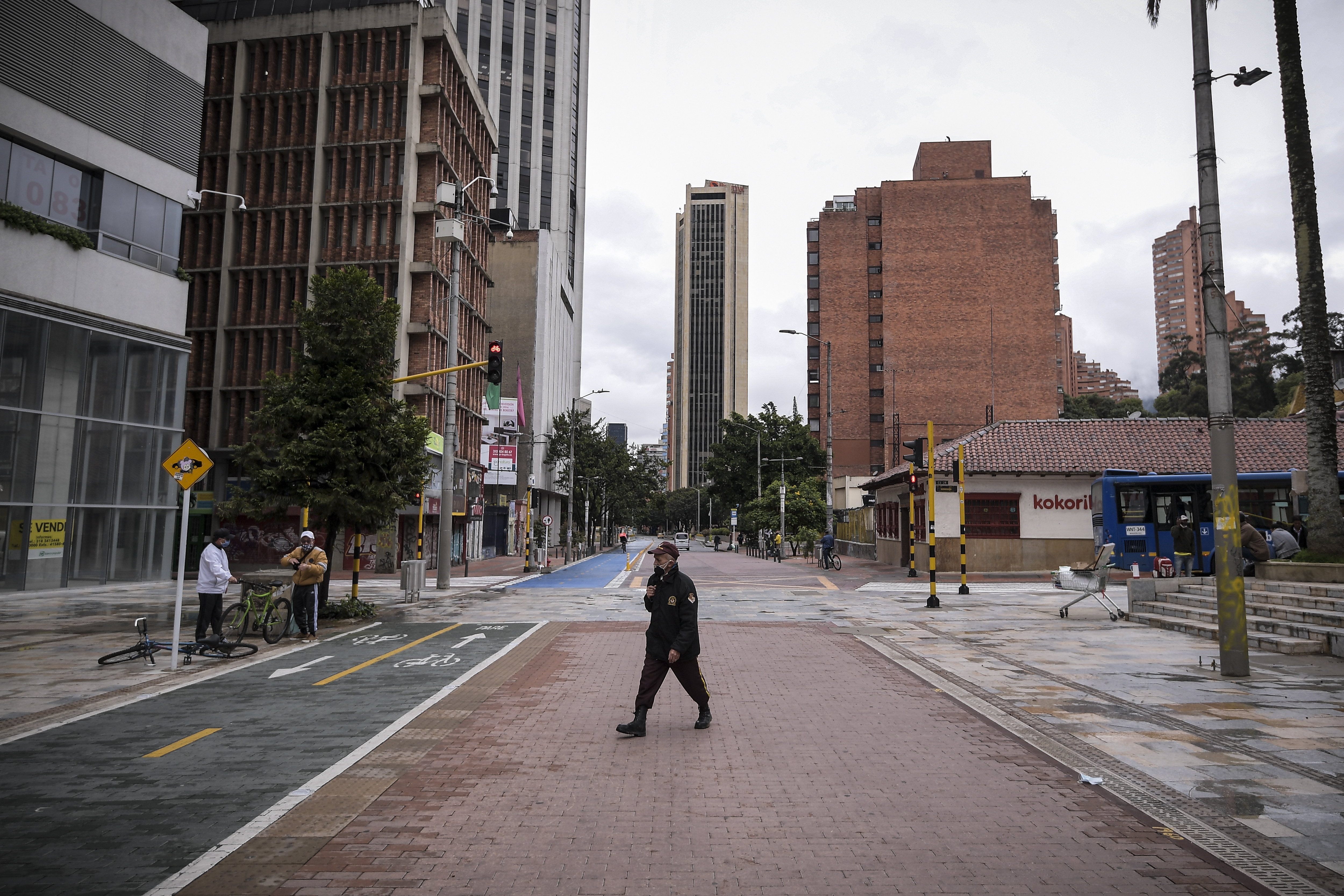 Alcaldía de Bogotá decreta cuarentena hasta el 18 de enero en Suba, Engativá y Usaquén