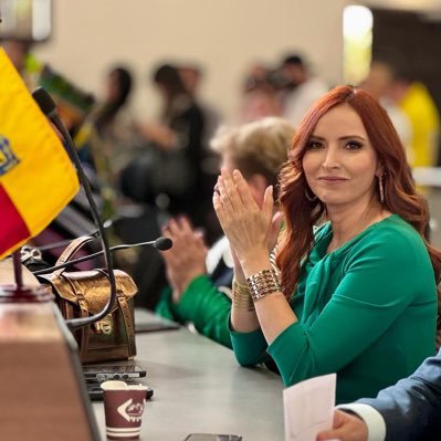 De pastora y concejal a enlace presidencial: la ruta política de Clara Sandoval