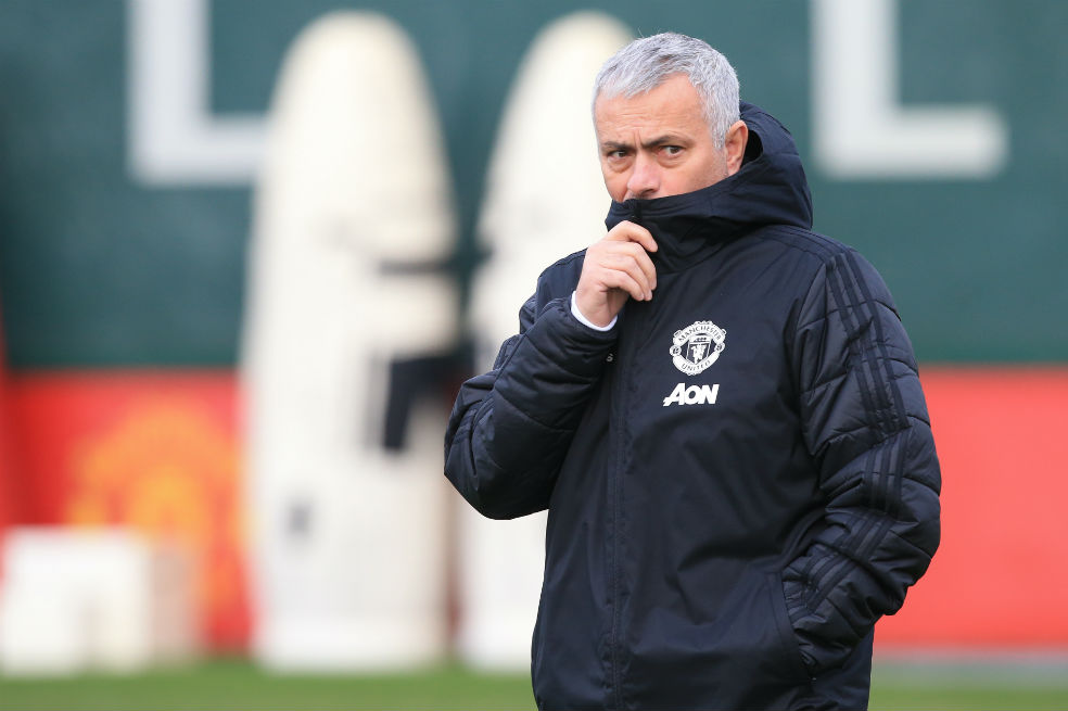 Mourinho: «Antes de regresar al fútbol, tengo derecho a vivir mi vida normalmente»