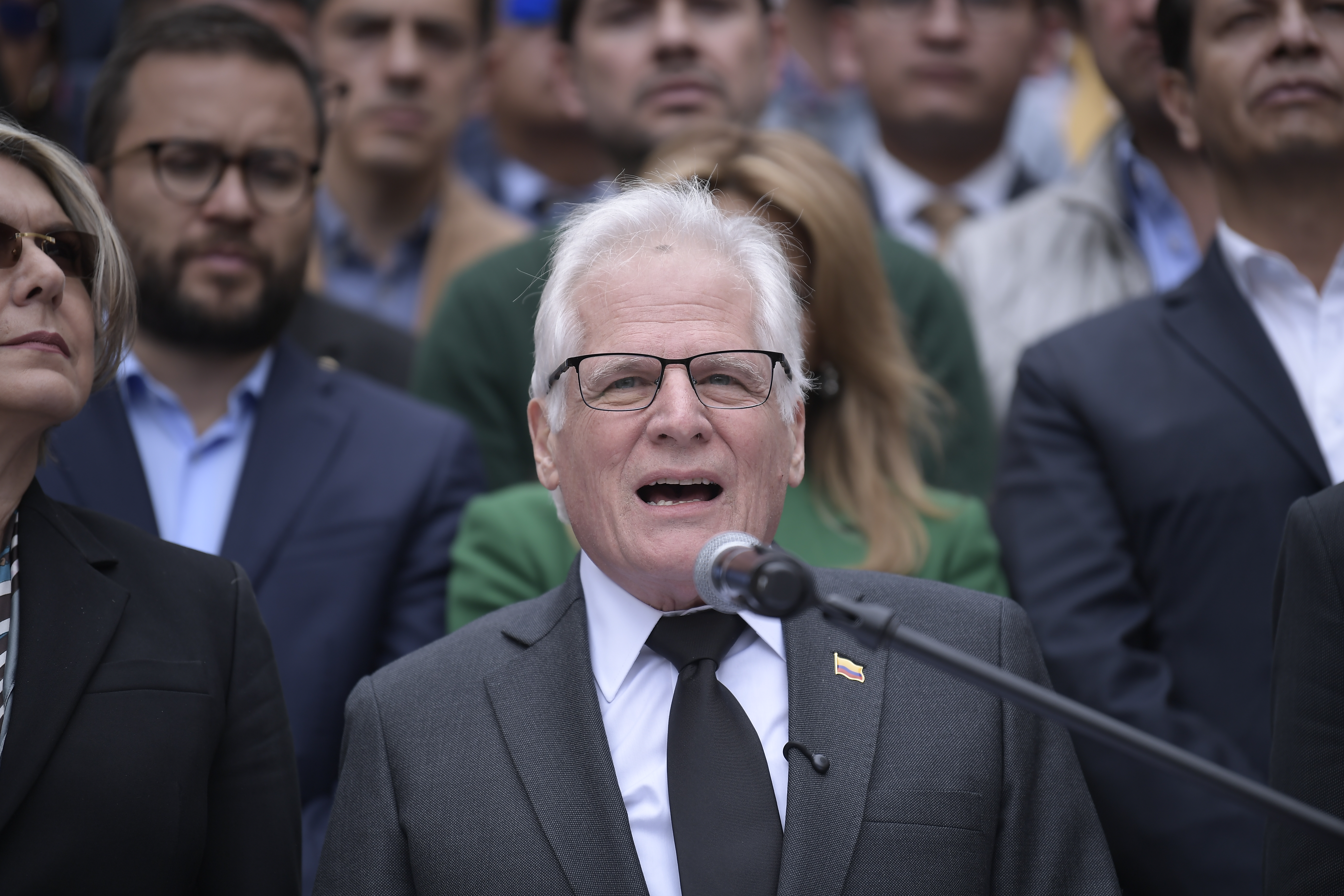Miguel Uribe Londoño acusa de “maltrato” al Centro Democrático de Álvaro Uribe Vélez