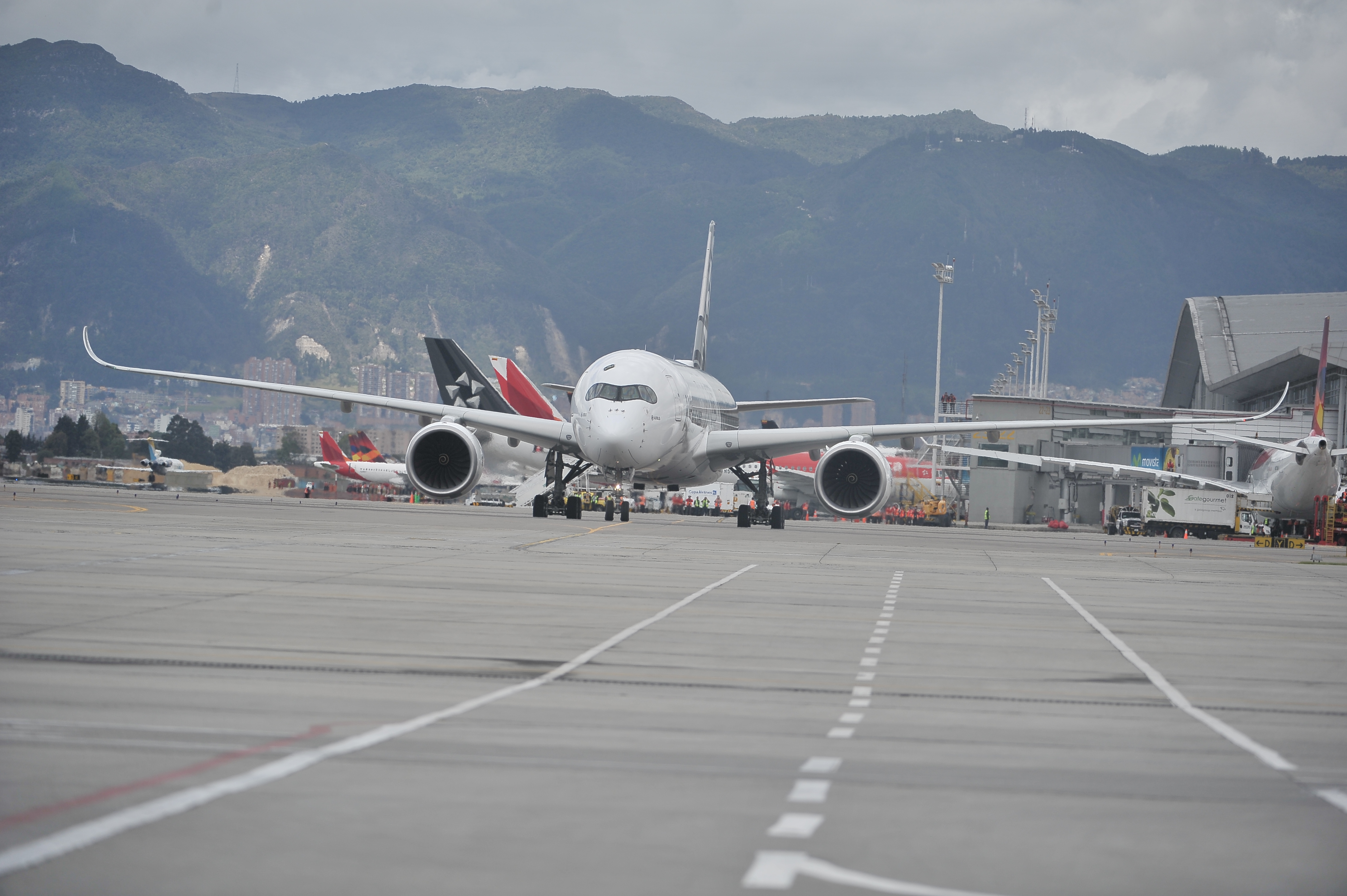 Caso Viva: Avianca suspendió venta de tiquetes y amplió operación junto con Latam