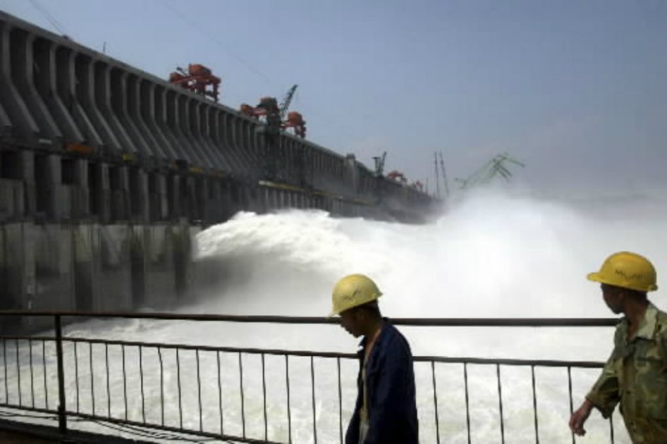 La planta de las Tres Gargantas tiene una capacidad instalada de 22.500 megavatios.